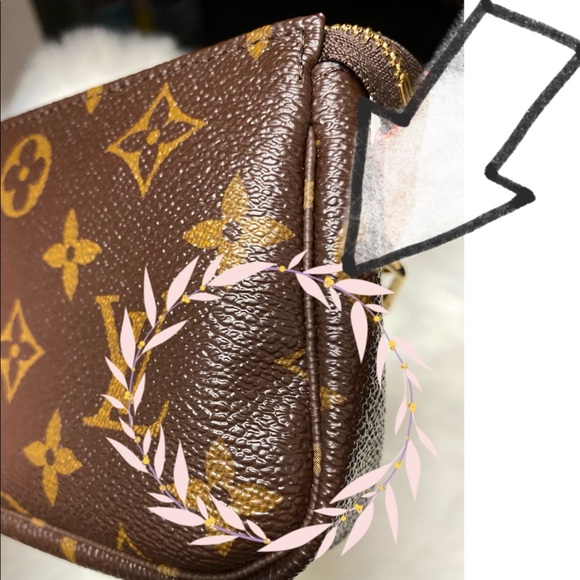 Authentic Louis Vuitton Mini Pochette Accessoires - Picture 7 of 7
